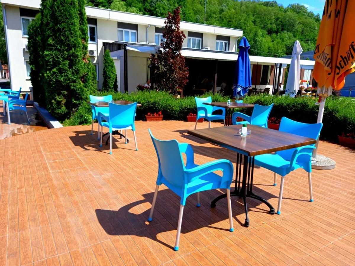 Hotel Drinska Lasta Ljubovija Esterno foto