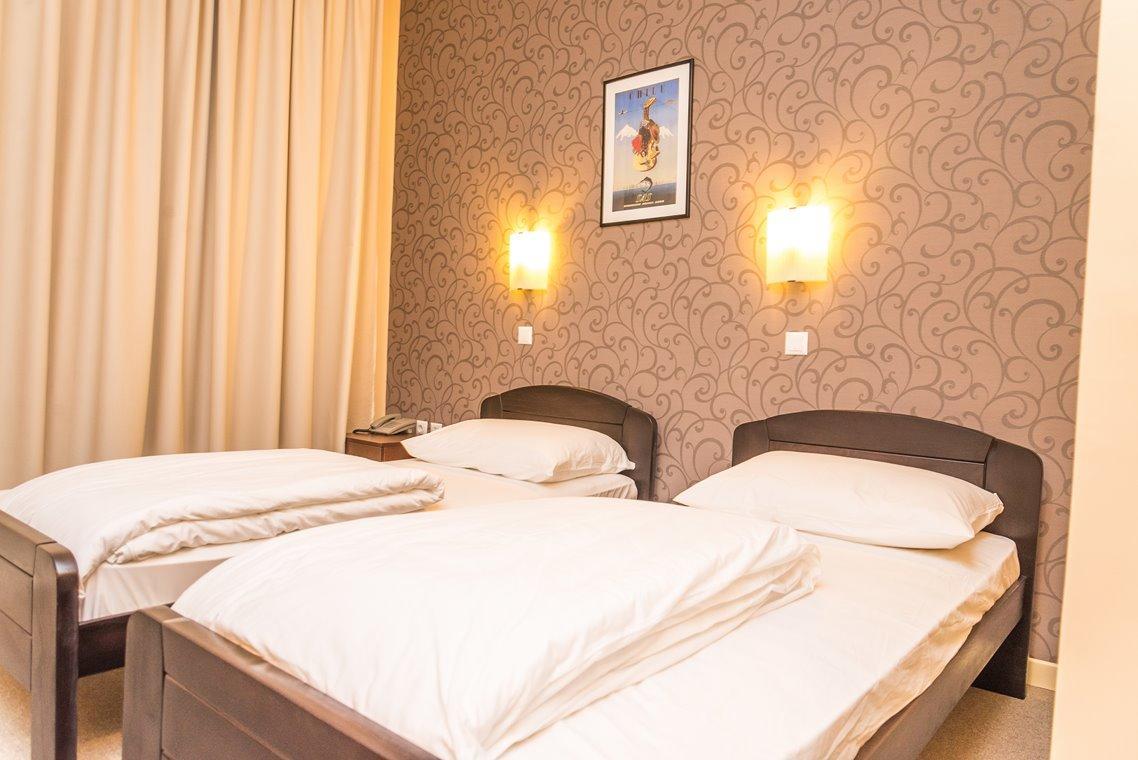 Hotel Drinska Lasta Ljubovija Esterno foto