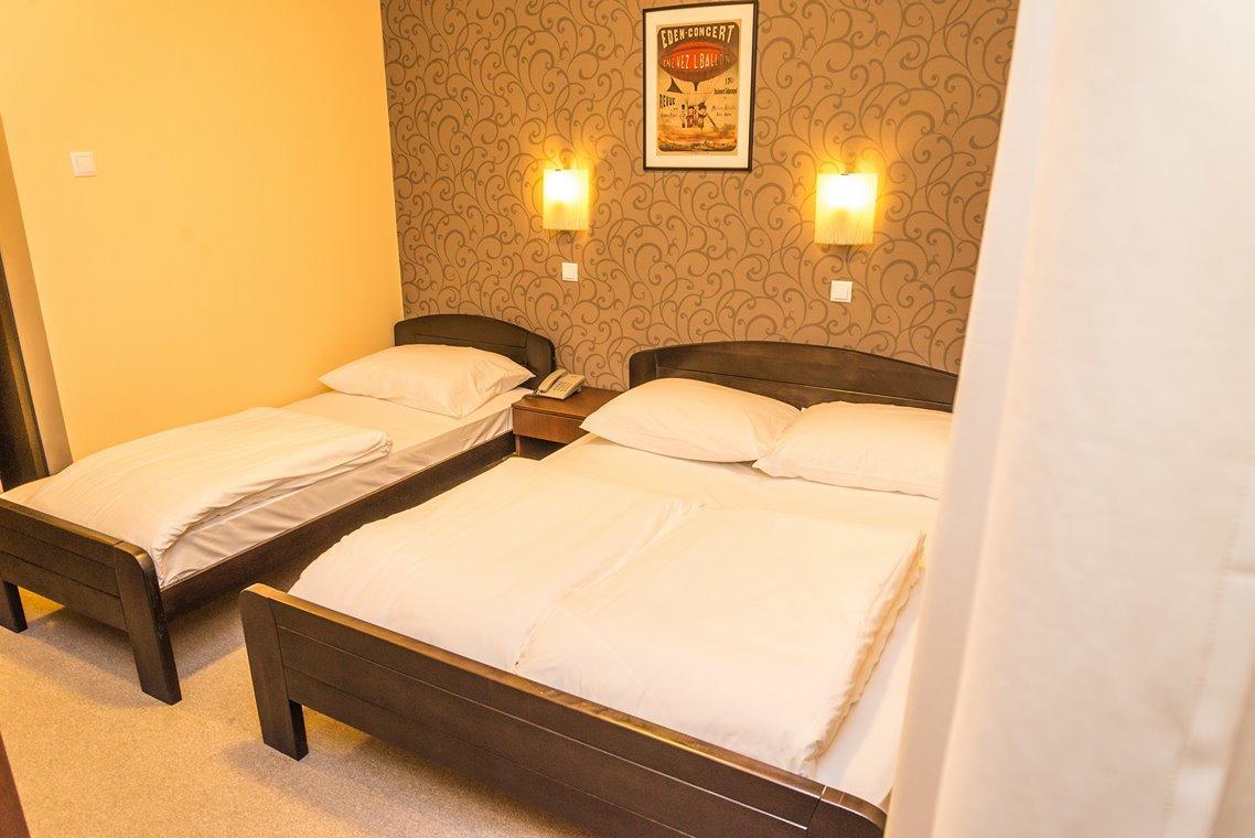 Hotel Drinska Lasta Ljubovija Esterno foto